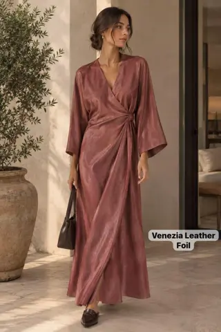 Venezia Leather Foil (1/2)